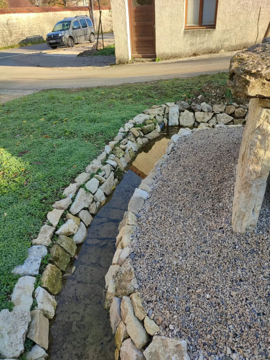 Jardin d'agrément aménagé par Ebenia à Besançon