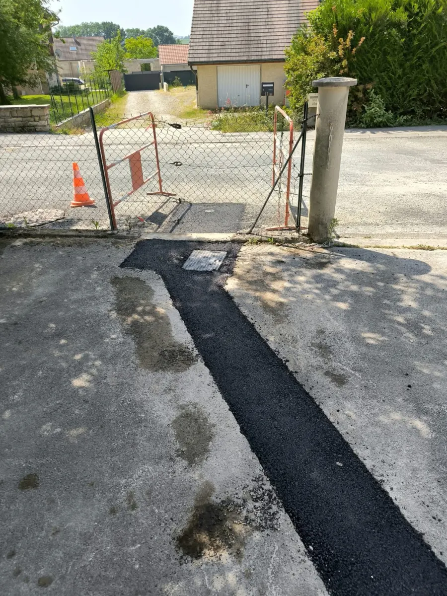 Travaux d'assainissement extérieur par Ebenia